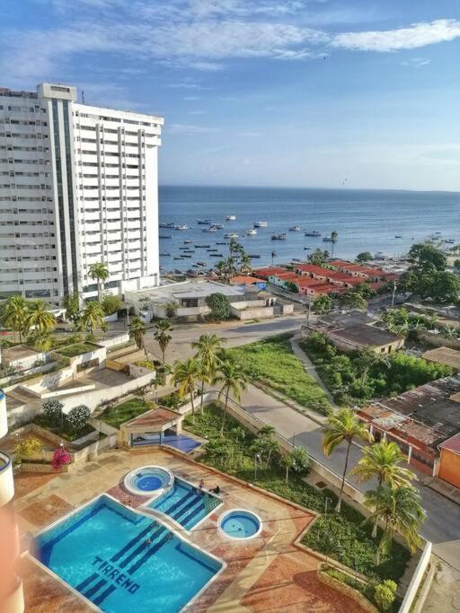 2 Habitaciones Con Hermosa Vista Al Mar พอร์ลามา ภายนอก รูปภาพ